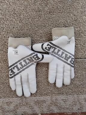 Battle Sports Doom 1.0 Football Gloves Adult XL - Wide Receiver - White/Black